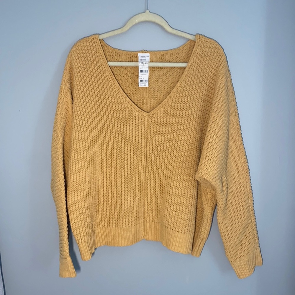 Tilly’s Sweater XL